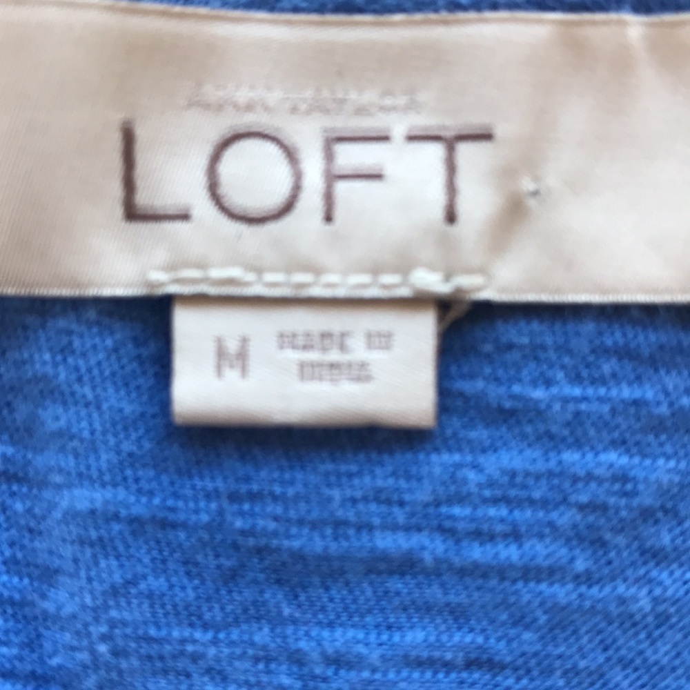 Ann Taylor Loft blue short sleeve top, M - Picture 5 of 7
